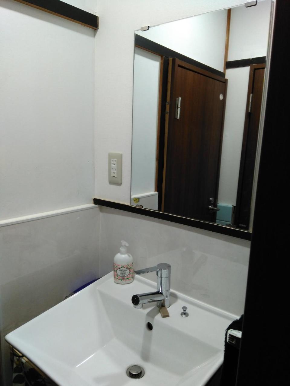 Miroku Share House Hotel Mimiharacho ภายนอก รูปภาพ